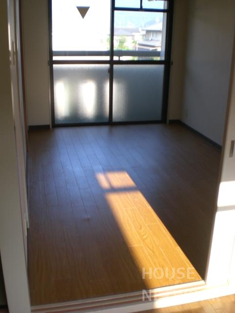 部屋画像9
