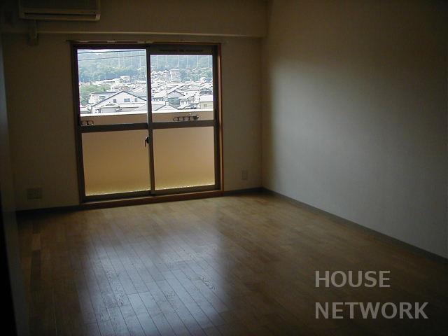 部屋画像10