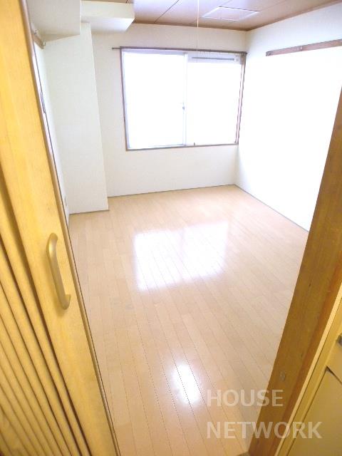 部屋画像18