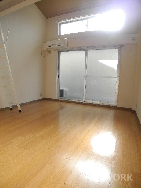 部屋画像10
