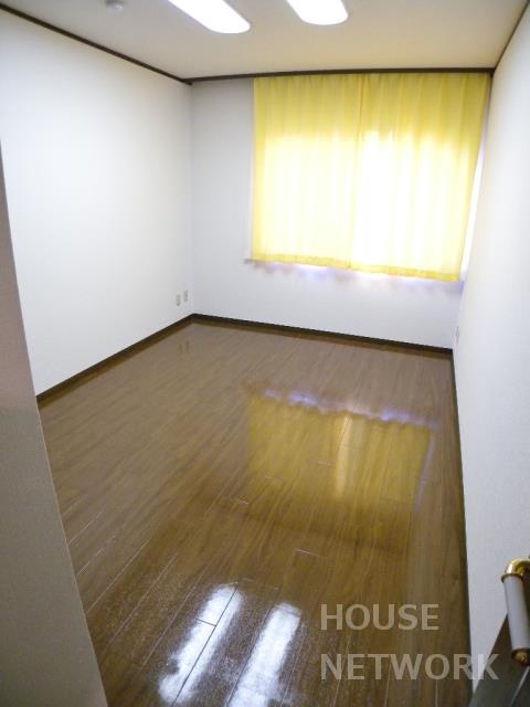 部屋画像10