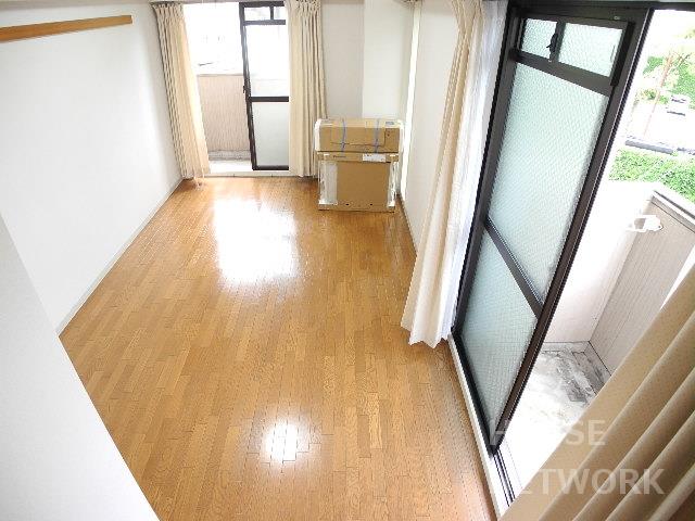部屋画像10