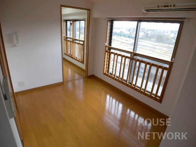 部屋画像23