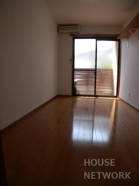 部屋画像5