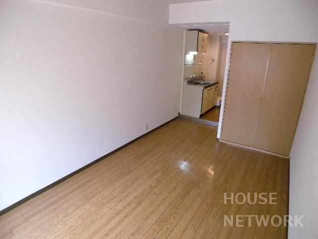 部屋画像9