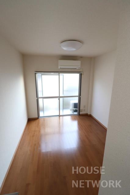 部屋画像10