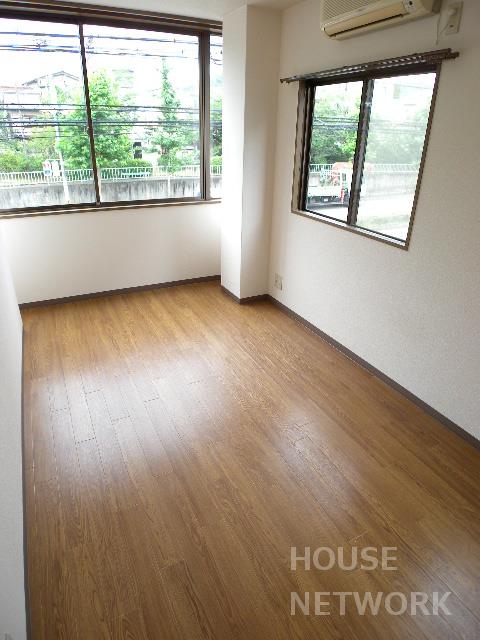 部屋画像1