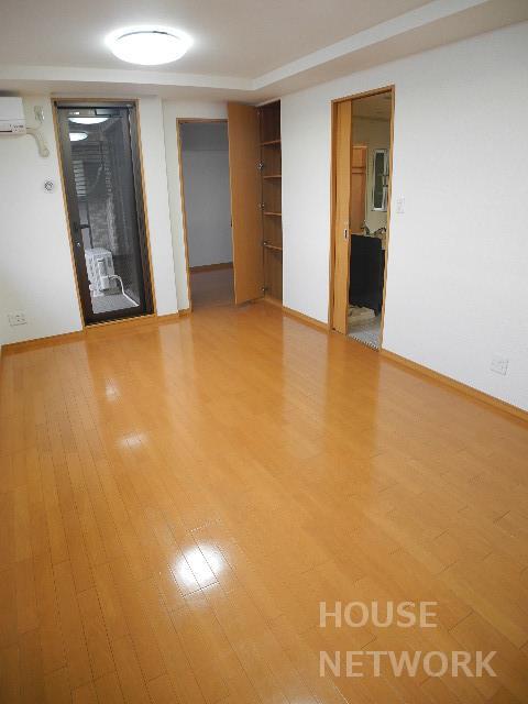 部屋画像10