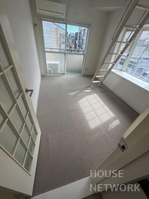 部屋画像10
