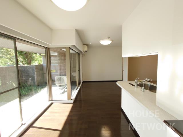 部屋画像4