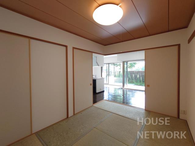 部屋画像52