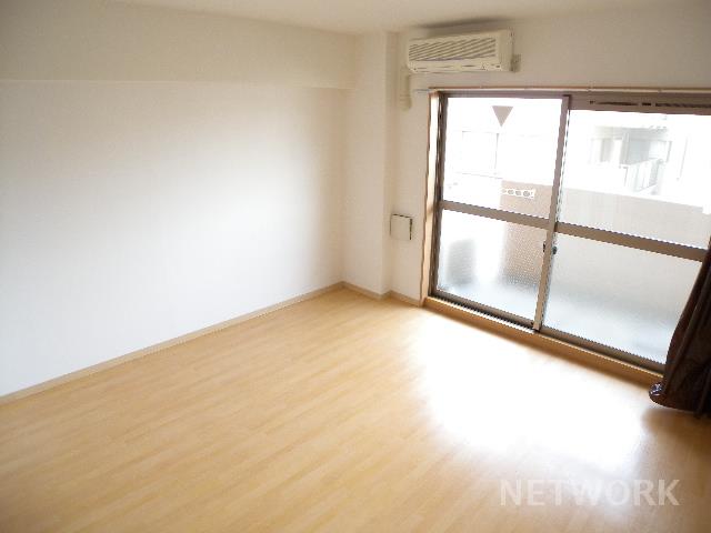 部屋画像10