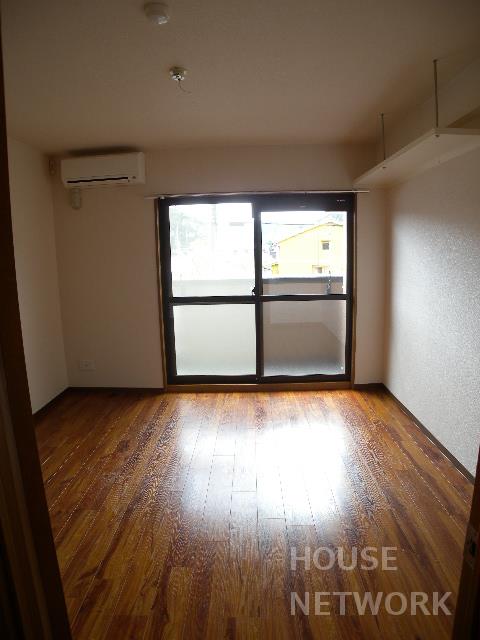 部屋画像5
