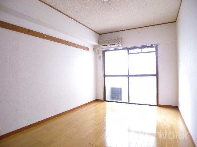 部屋画像10