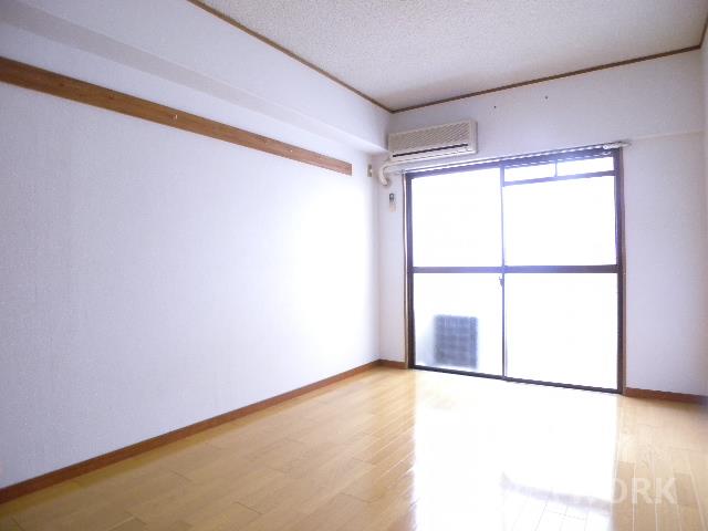 部屋画像1