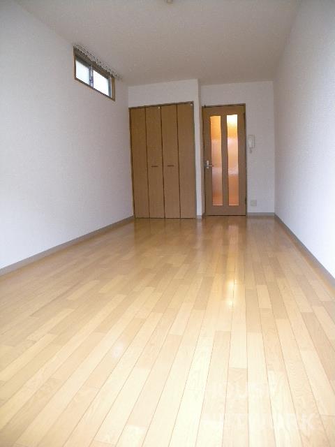 部屋画像18
