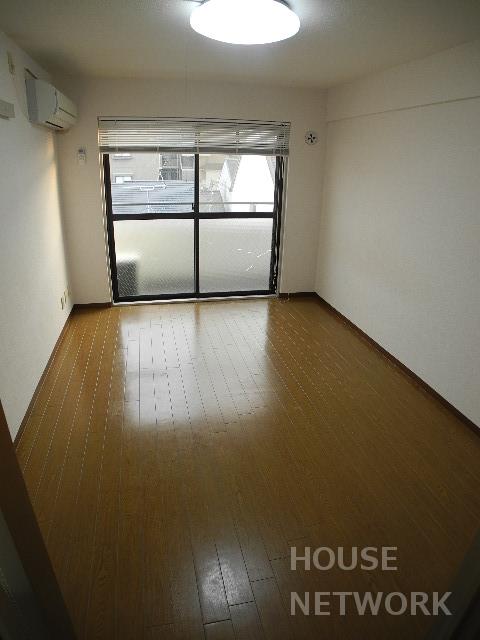 部屋画像10