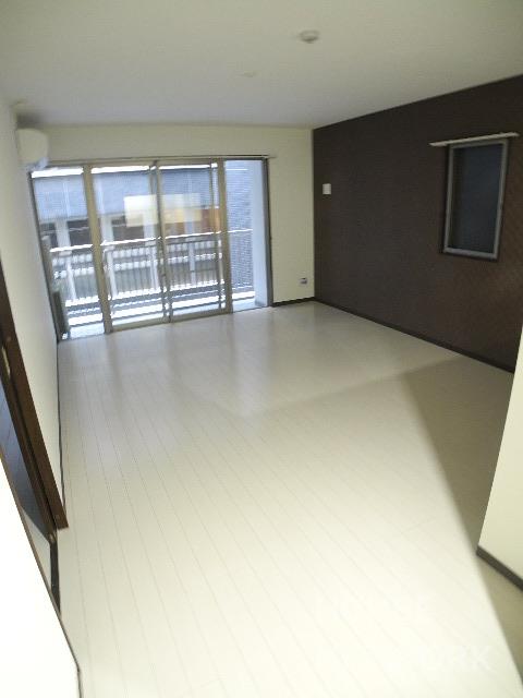 部屋画像23