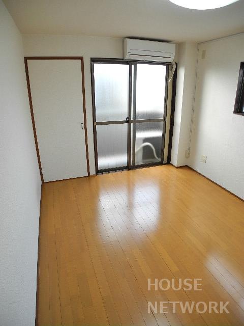 部屋画像9