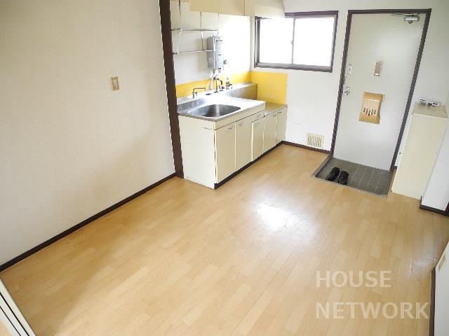 部屋画像10
