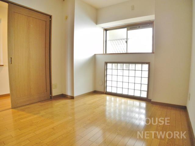 部屋画像23