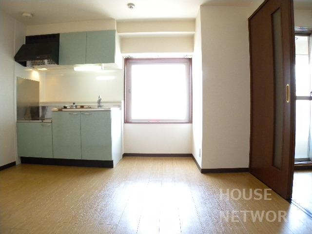 部屋画像10