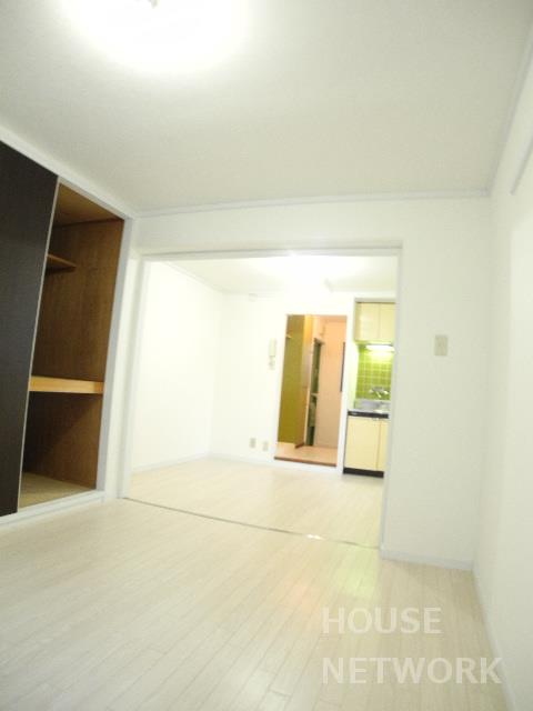 部屋画像5