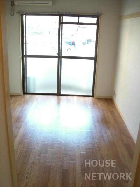 部屋画像10